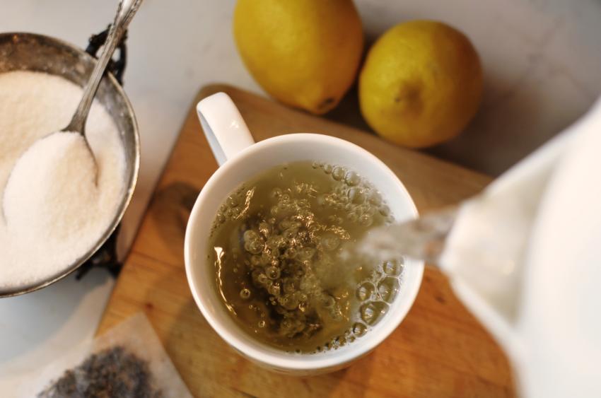 Ice-i-pice-zacini-u-caju-adhara-ayurveda-nutricionizam