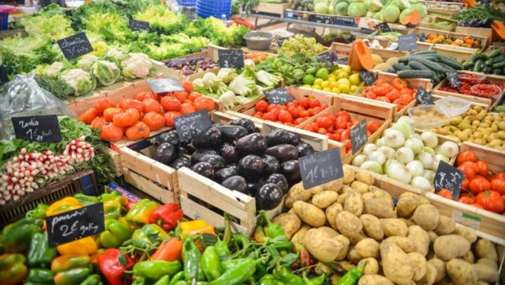 Ukljucite-voce-i-povrce-u-svoje-obroke-adhara-ayurveda-nutricionizam