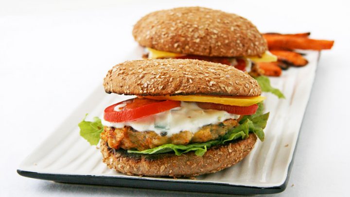 recept-pljeskavica-kvinoja-povrce-adhara-nutricionizam-ayurveda